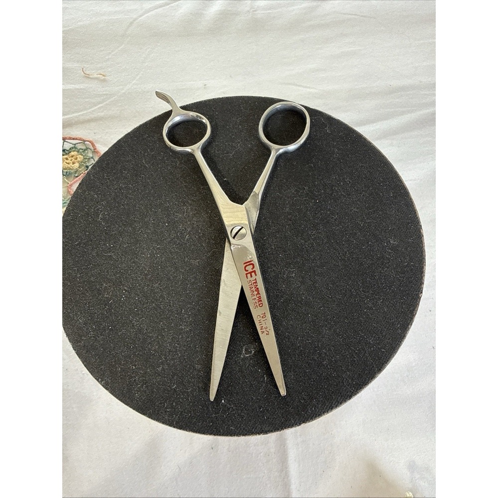 Vintage 5.5"Scissors ICE#701 Tempered SS Hair Cutting Beauty Barber Shears